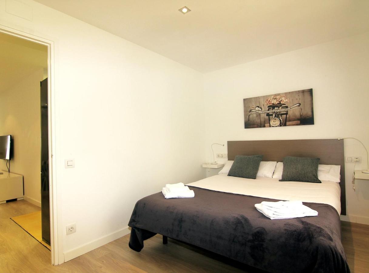 Miquel Angel - Apartments Next To Camp Nou Barcelona Ngoại thất bức ảnh